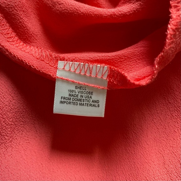 WAYF Crepe Midi Wrap Dress in Coral NWT Size XS - Picture 3 of 3